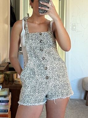 Leopard Print Tie-Shoulder Romper - Cream/Black
